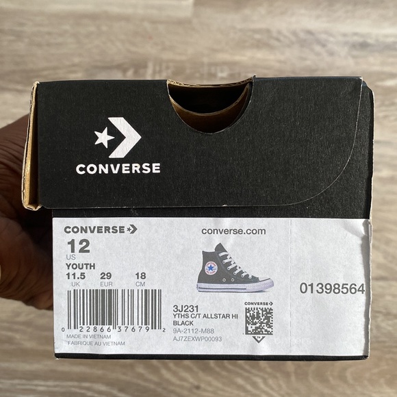 Boys black and white All star high top converse - Picture 8 of 9